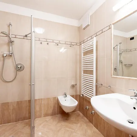 Maria Hotel 3*