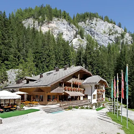 Hotel Maria 3*
