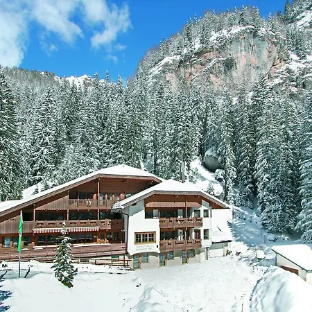 Hotel Maria Canazei